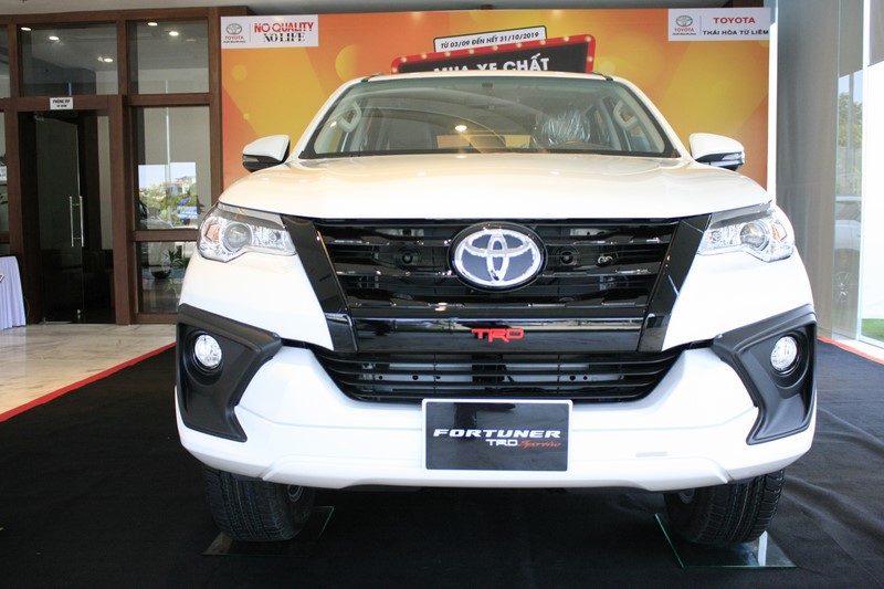 Toyota giới thiệu Fortuner V TRD Sportivo  Tạp chí Kinh tế Sài Gòn